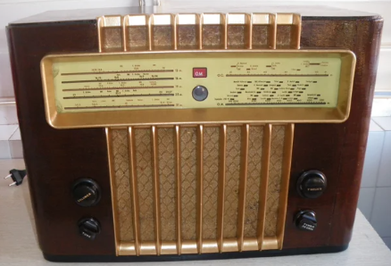 Reparación radio marconi